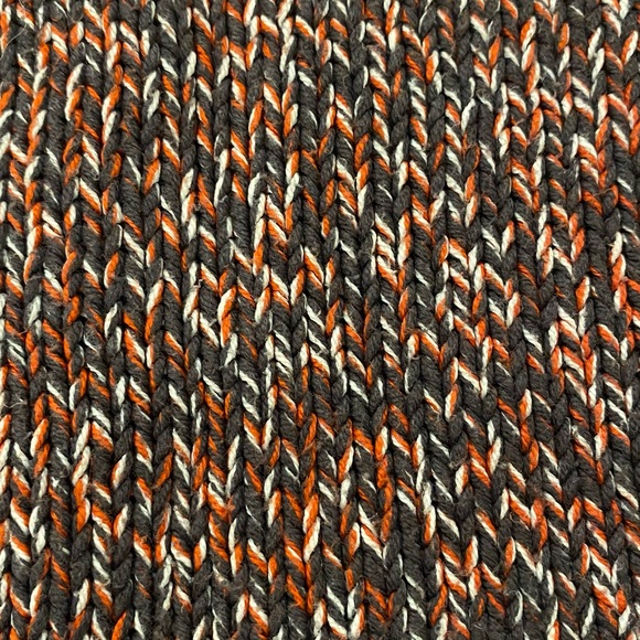 Mock neck knit sweater - Picture 9 of 13